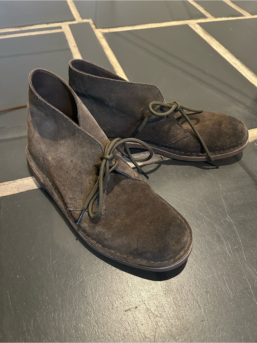 Clarks Dark Brown/Green Suede Chukka Boots